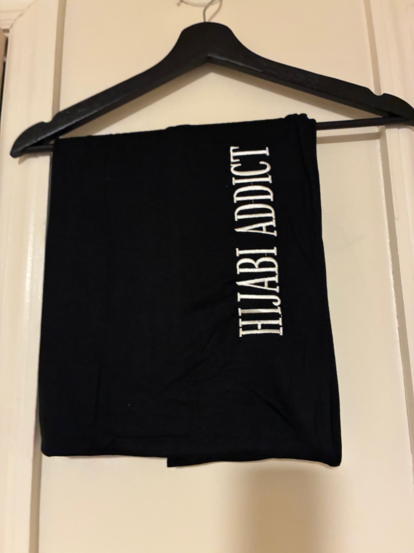 Premium Stitched Hijabs 🧕🏼