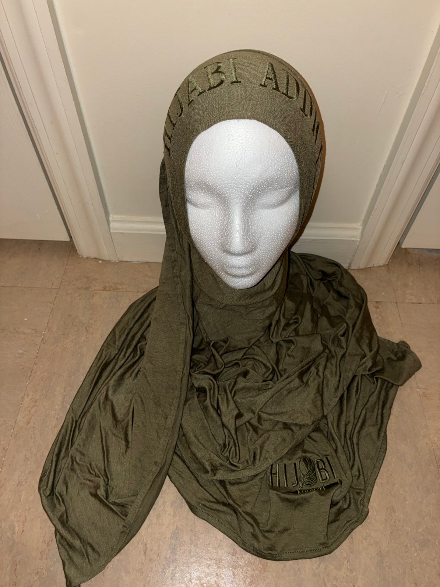 Premium Stitched Hijabs 🧕🏼