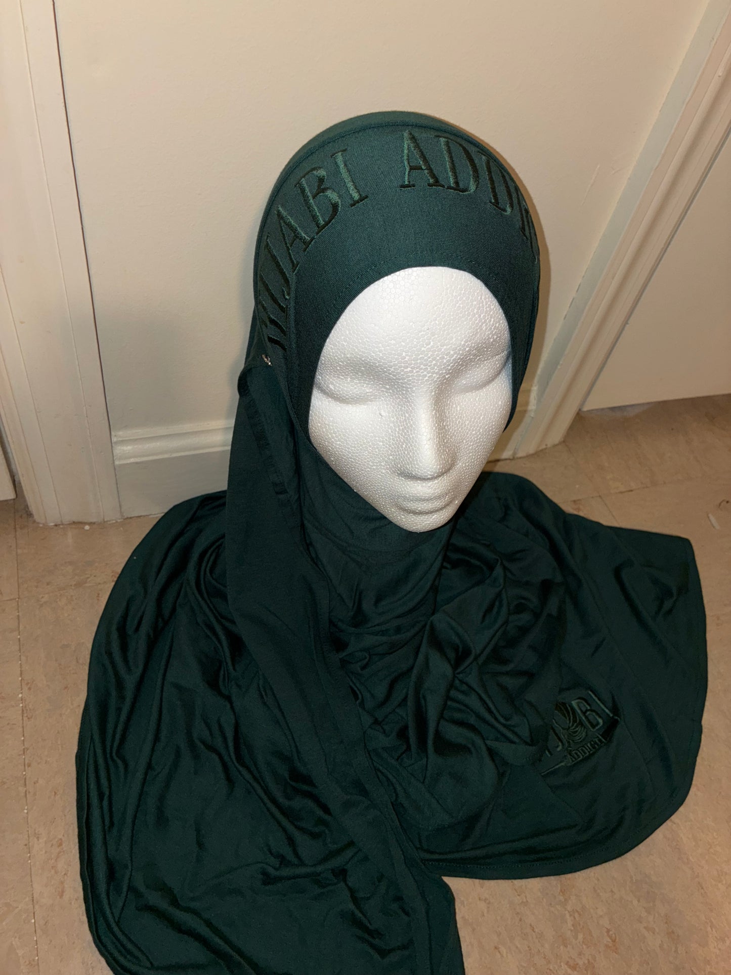 Premium Stitched Hijabs 🧕🏼
