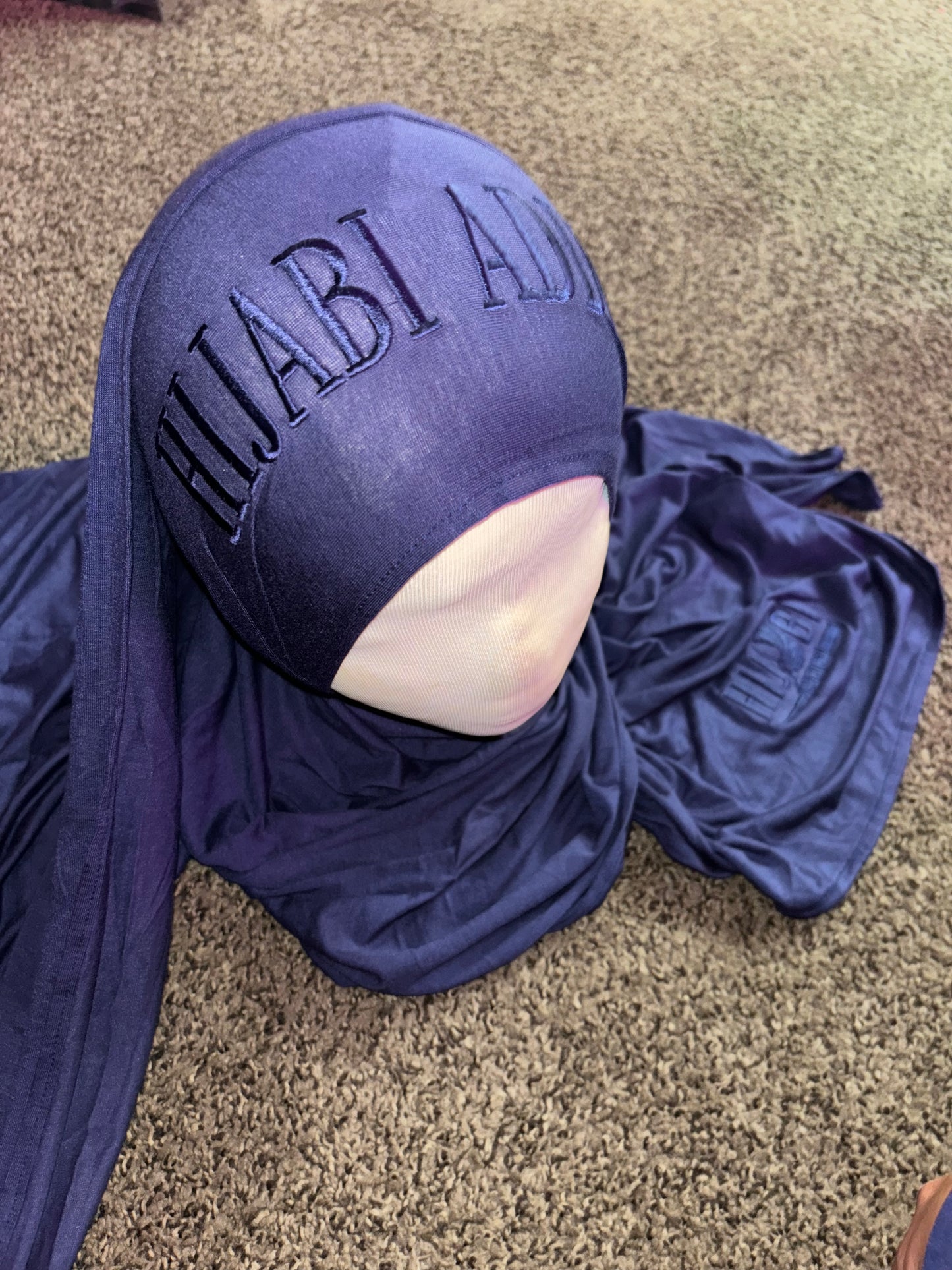 Premium Stitched Hijabs 🧕🏼