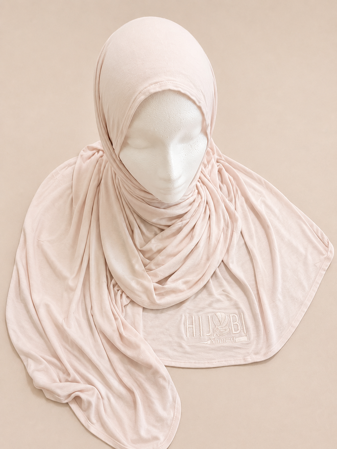Premium Stitched Hijabs 🧕🏼