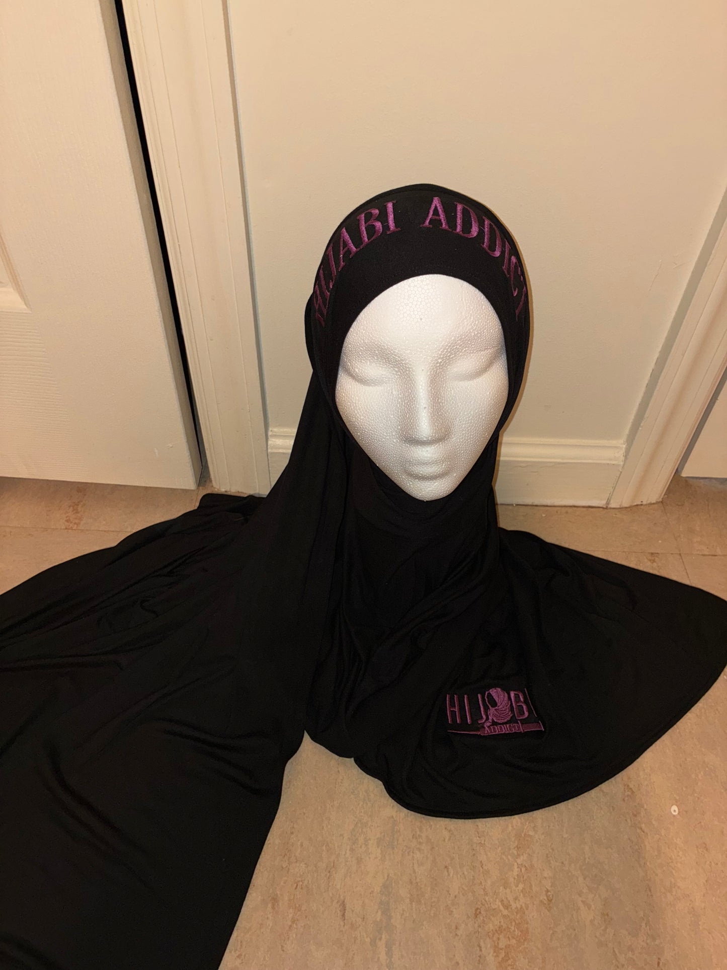 Premium Stitched Hijabs 🧕🏼