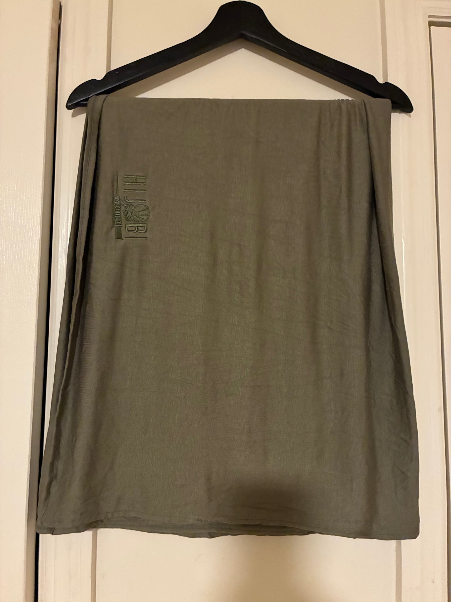 Premium Stitched Hijabs 🧕🏼