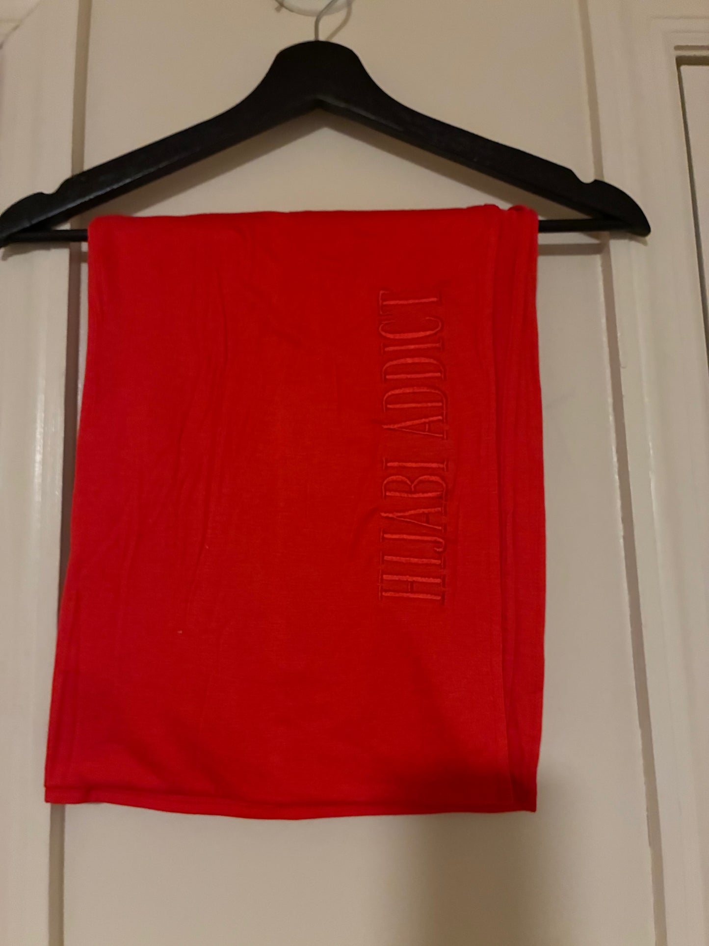 Premium Stitched Hijabs 🧕🏼